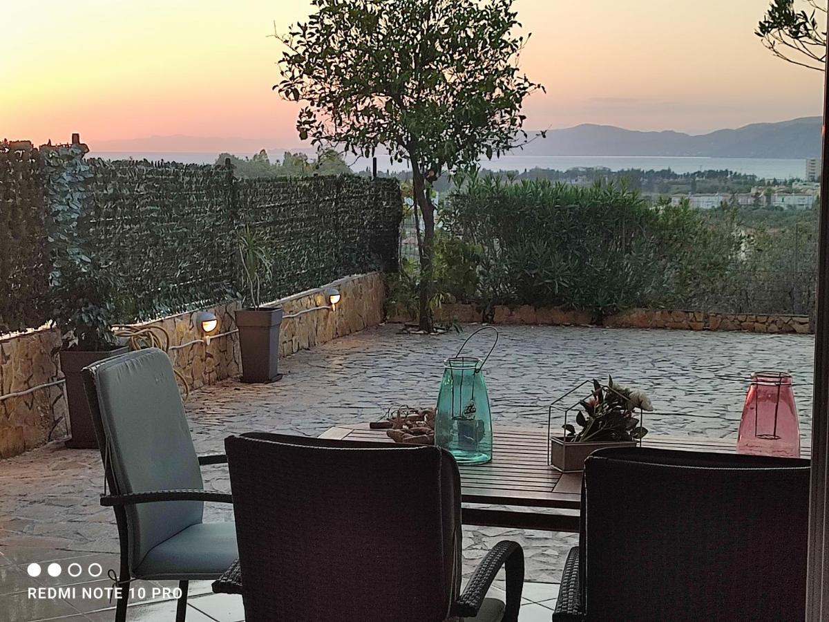 Andrew'S Sunset View Apartment ลูตรากี ภายนอก รูปภาพ