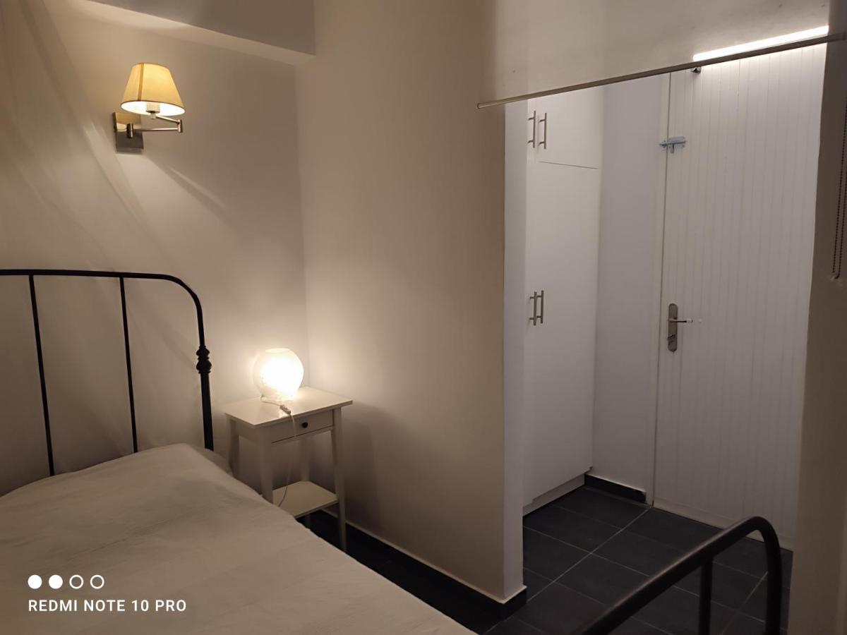 Andrew'S Sunset View Apartment ลูตรากี ภายนอก รูปภาพ